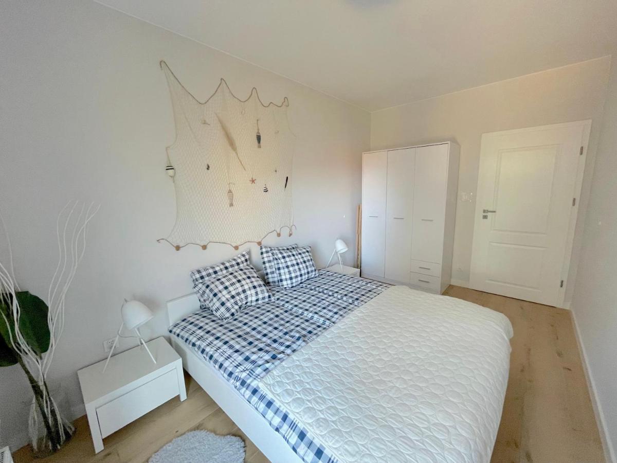 Apartament Morski Keja II Kolobrzeg Podczele Exterior photo